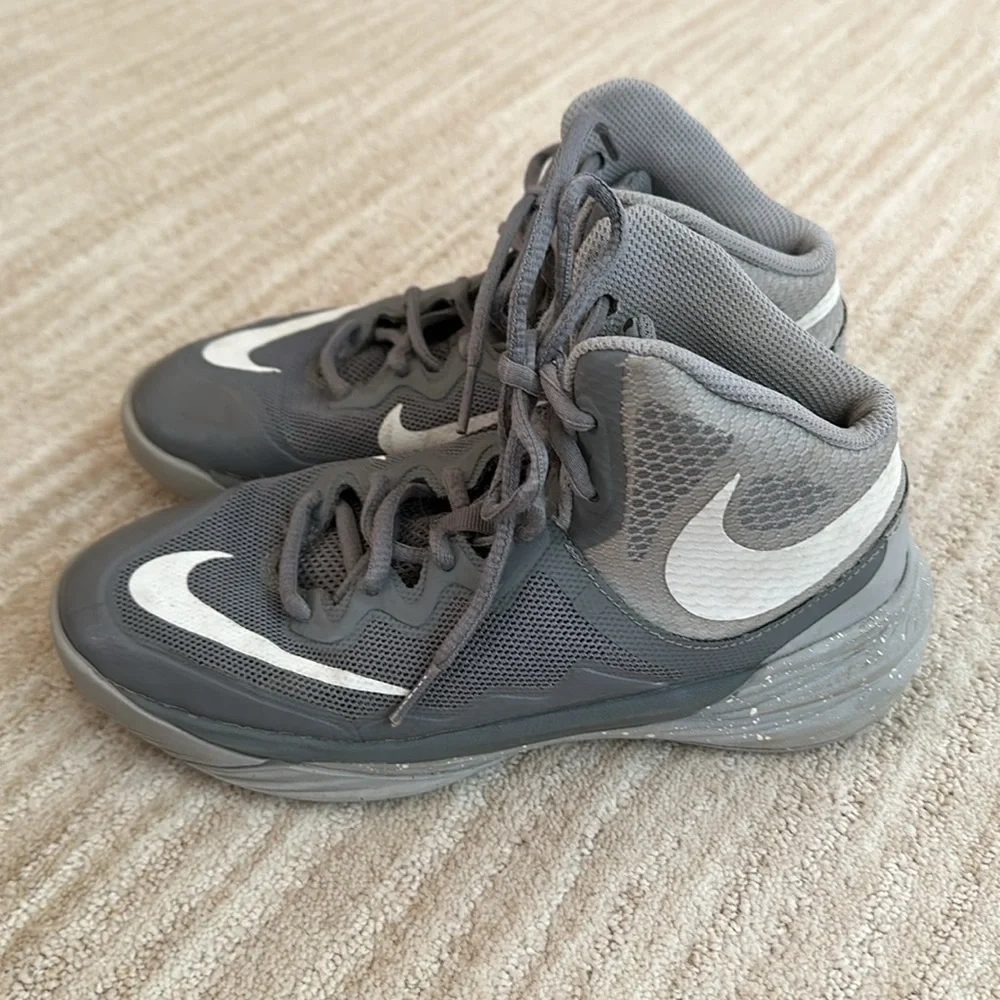 Nike Prime Hype DF 2 Cool Grey (GS) White Wolf Grey Style 807613-002 Size 4